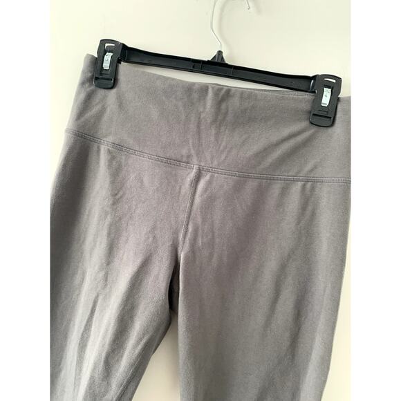 Athleta Full Length Grey High Rise Athletic Leggings Size Medium - Picture 10 of 10